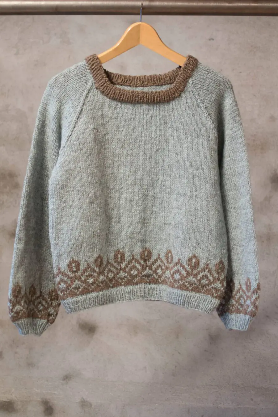 Stølsbu sweater knitted in Varde. Soft and lovely sweater
