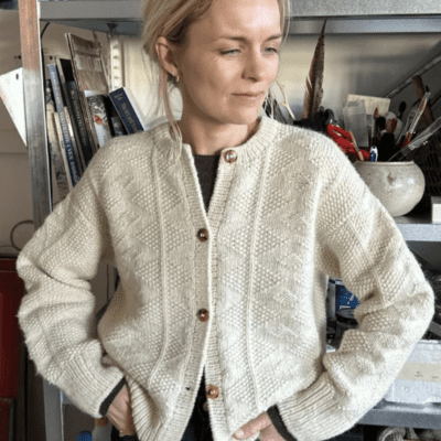 Esther-Jacke – Isager Archives PetiteKnit